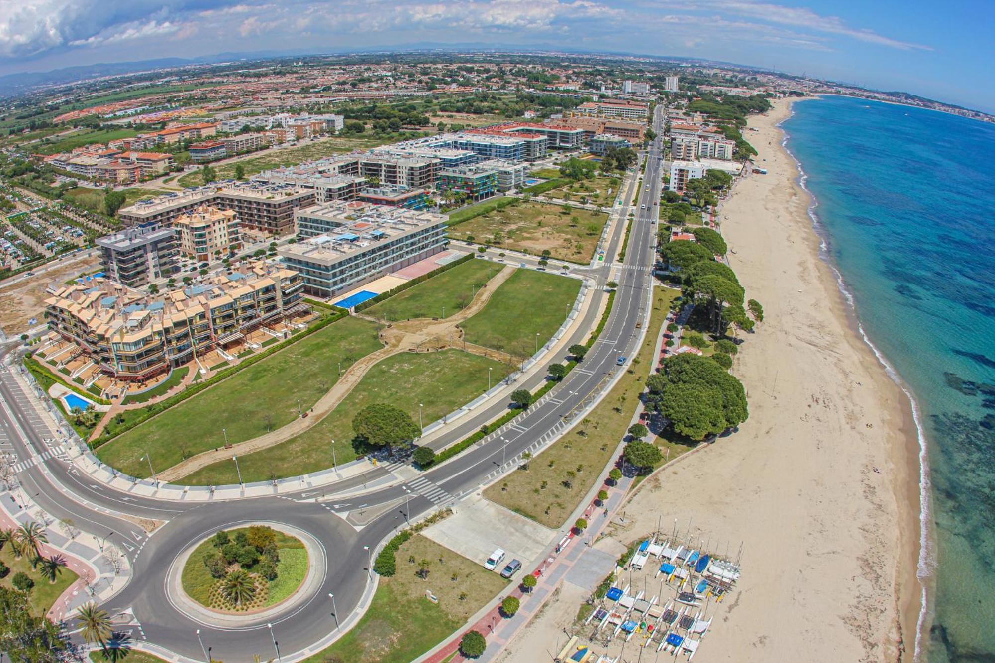 Litoral Costa Dorada - Marina Bajo Only Families กัมบริลส์ ภายนอก รูปภาพ